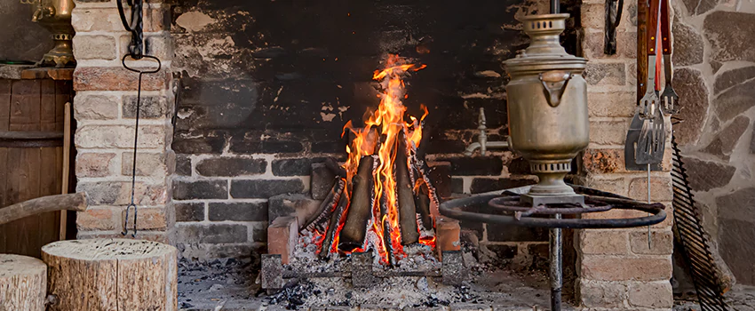Traditional Fireplace Design Refurbishment Costs in Saint Lin Laurentides, Quebec